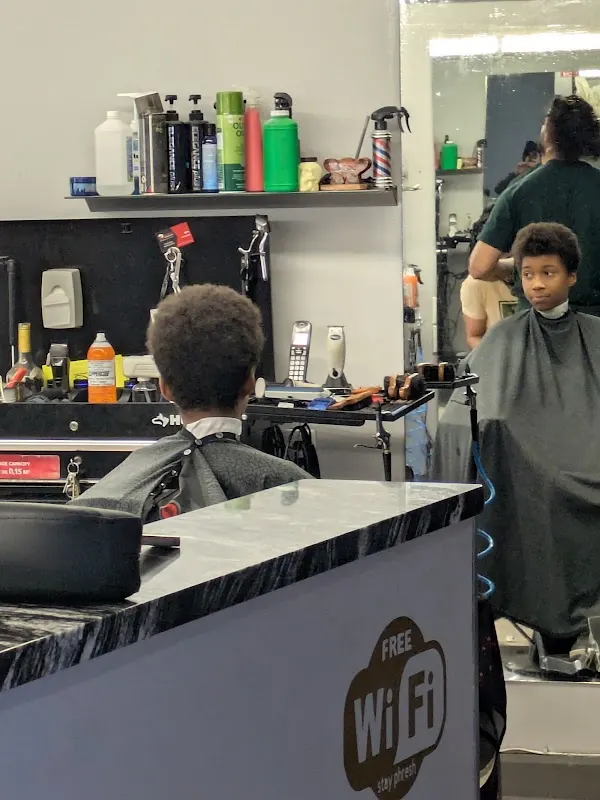 Phresh Men’s Salon — Barber shop in Ottawa